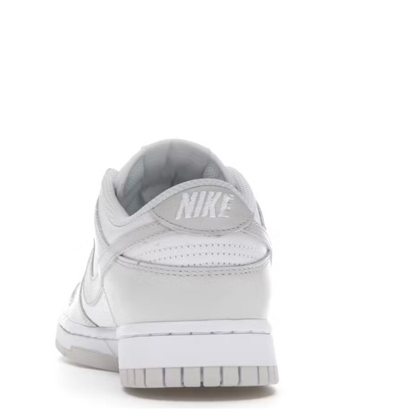 NIKE COOL GREY DUNKS - Picture 2 of 5